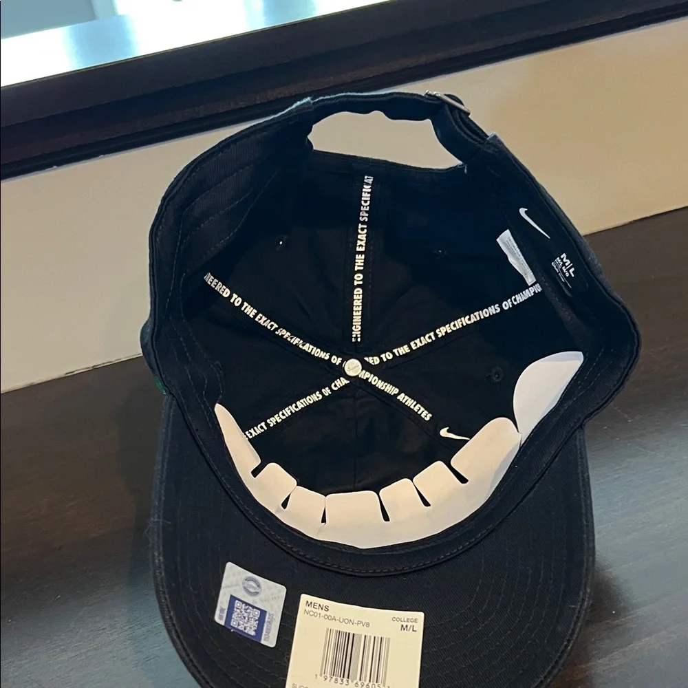 NWT * Nike Black Cap with Green 'DUCKS' Embroidery